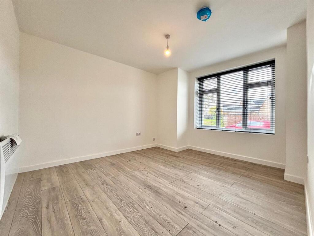 WhatsApp Image 2025-10-25 at 12.55.09_2e5400af.jpg