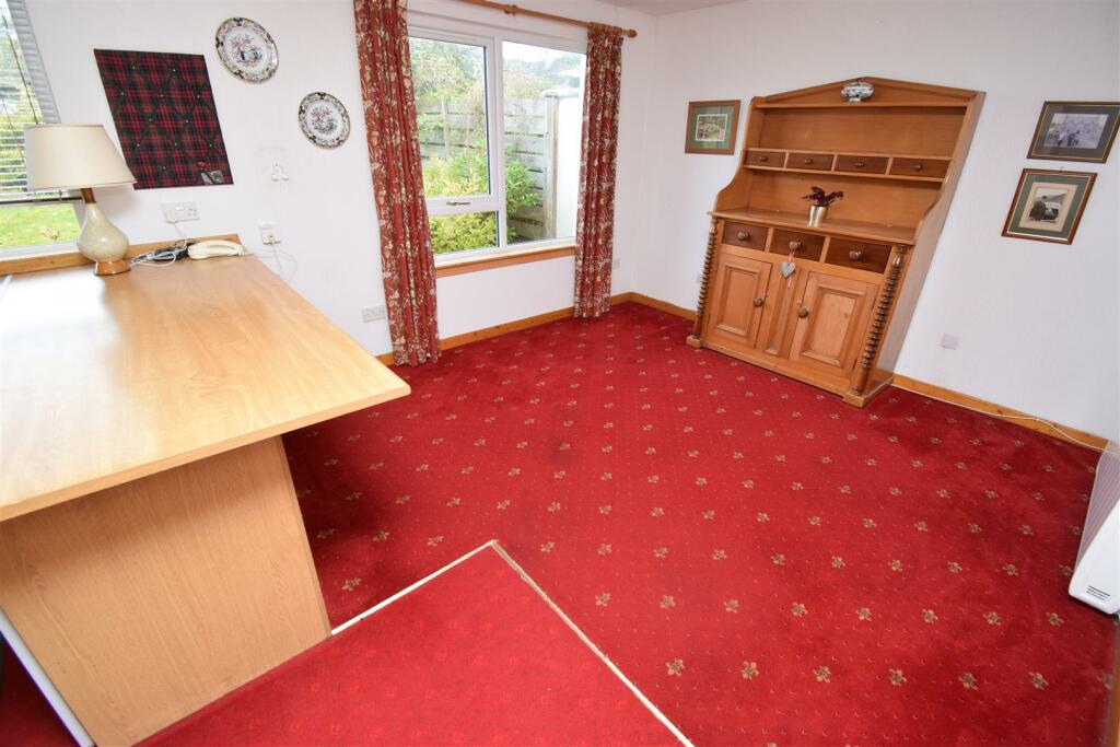 KITCHEN-DINING ROOM (2).JPG