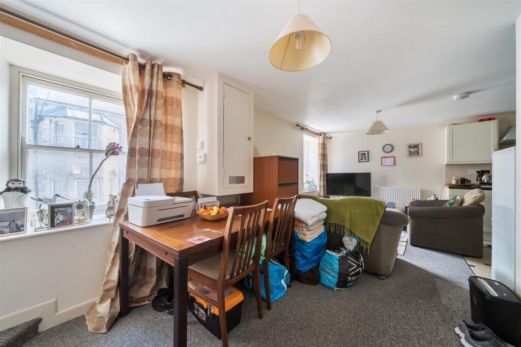 Flat 2