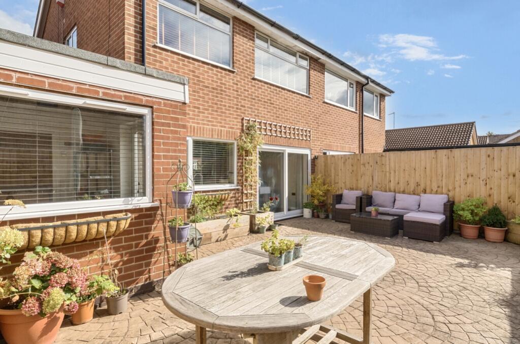 1359266-20-68d298150fb8b