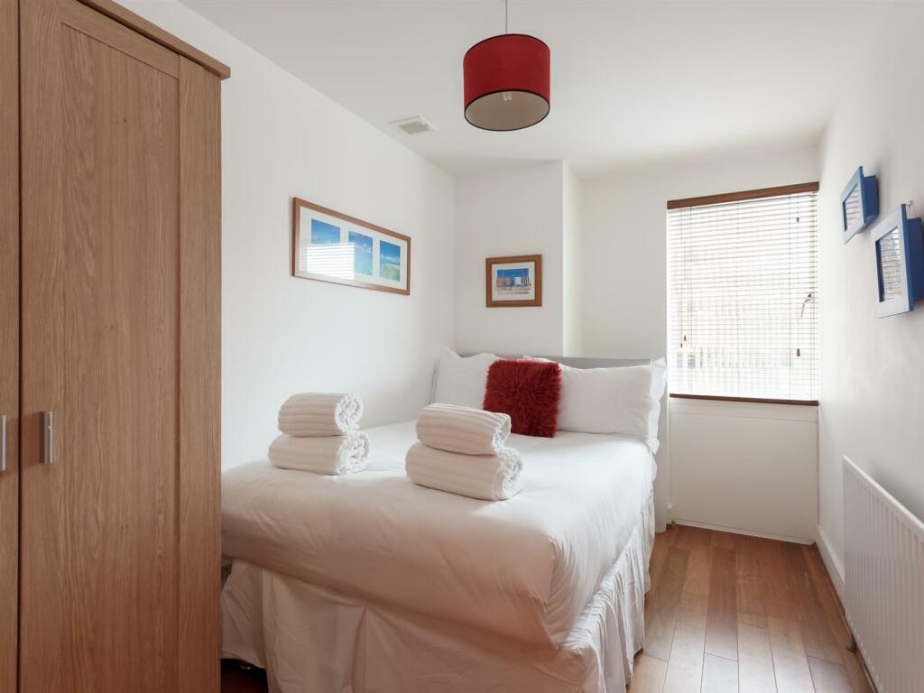 110 Orchard Plaza-2_2048_X_1536.jpg