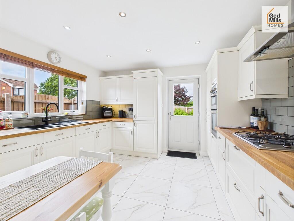 CAM04261G0-PR0068...