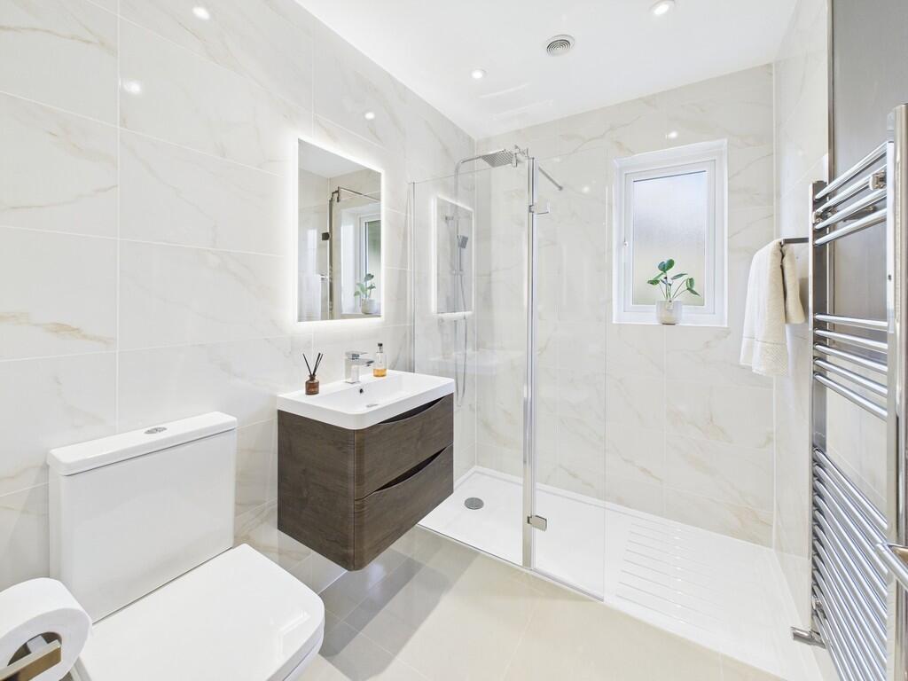 CAM02854G0-PR0325...