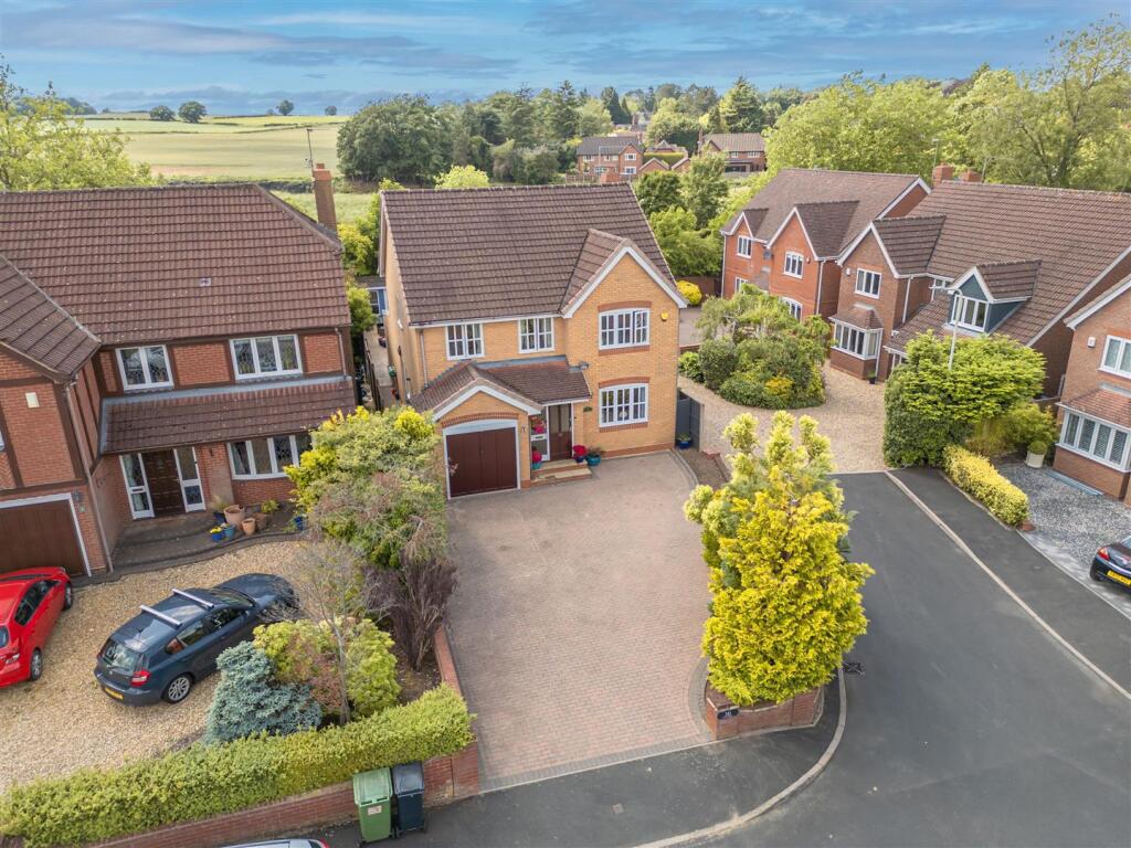 Bell Meadow Pedmore 1.jpg