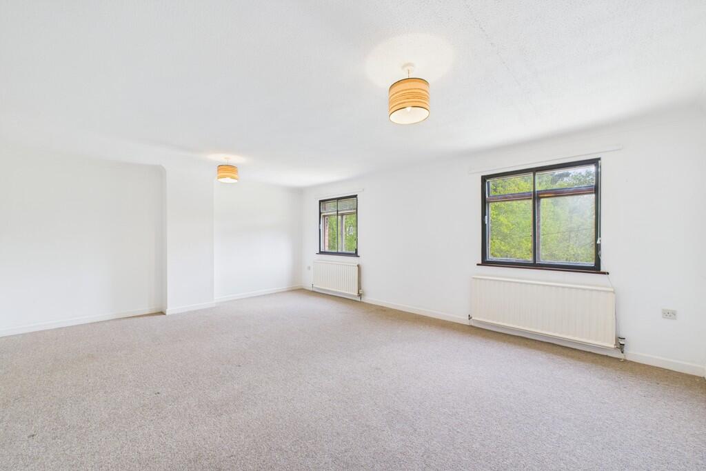 CAM01689G0-PR0462...