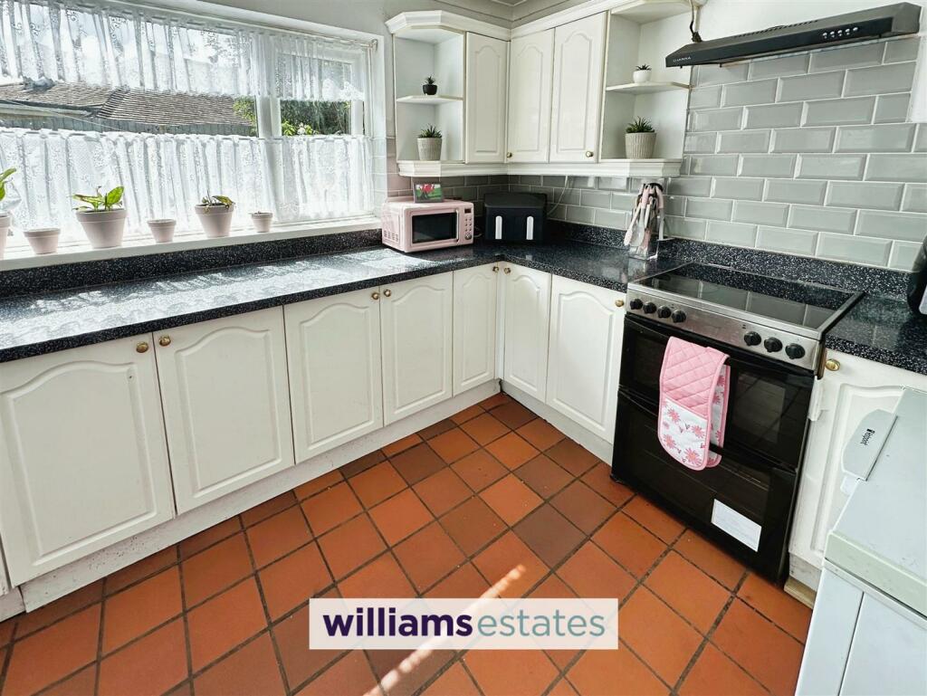 kitchen2