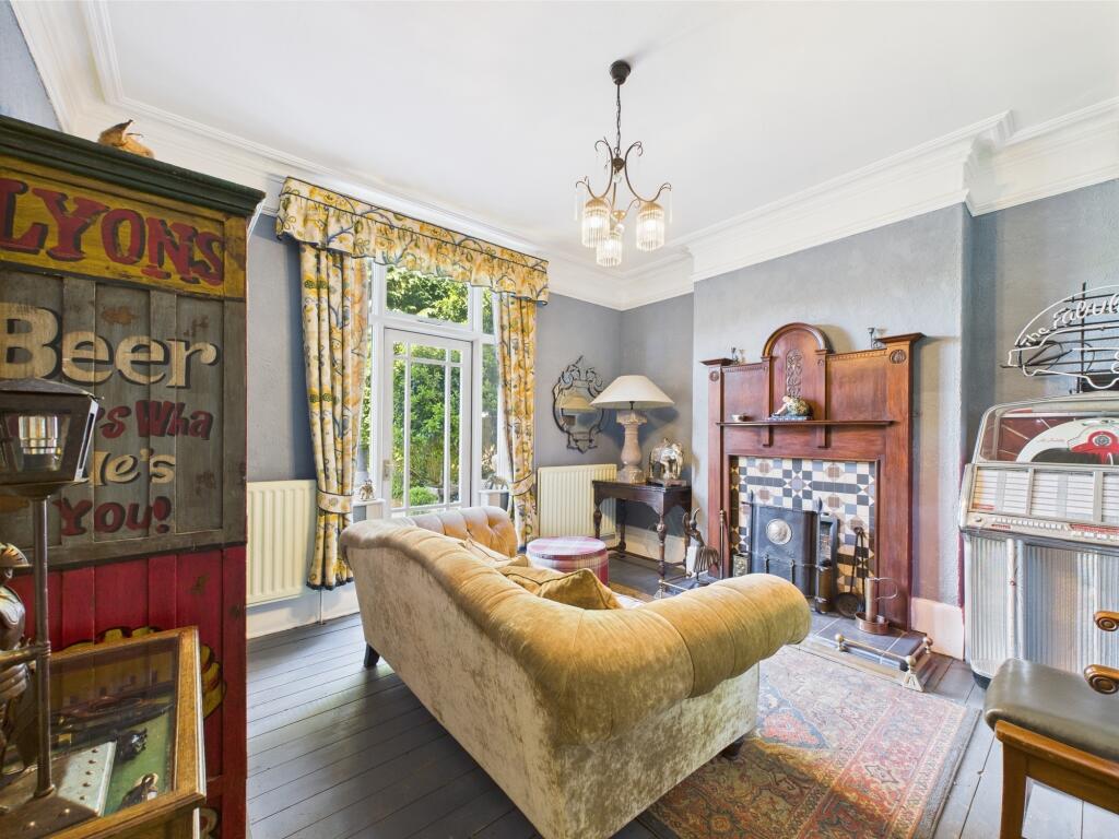 sitting room