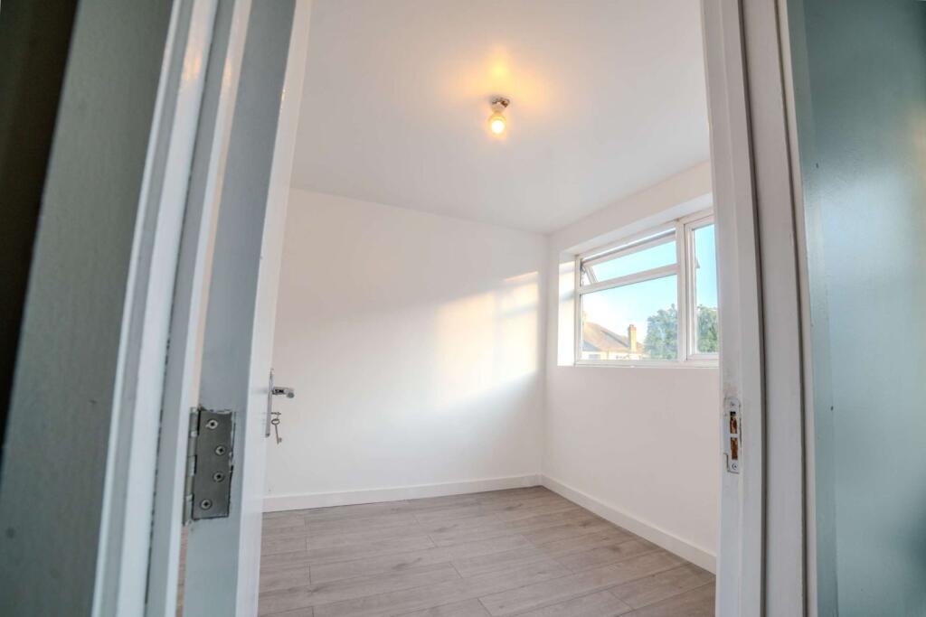 Bed Four / Reception