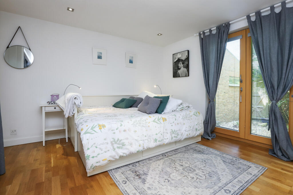 "Guest" Bedroom