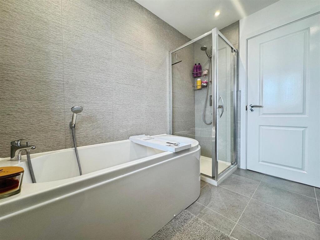 f1d710f6--483F-98B6-02CE7E4B3526-33767-0000183E7DB