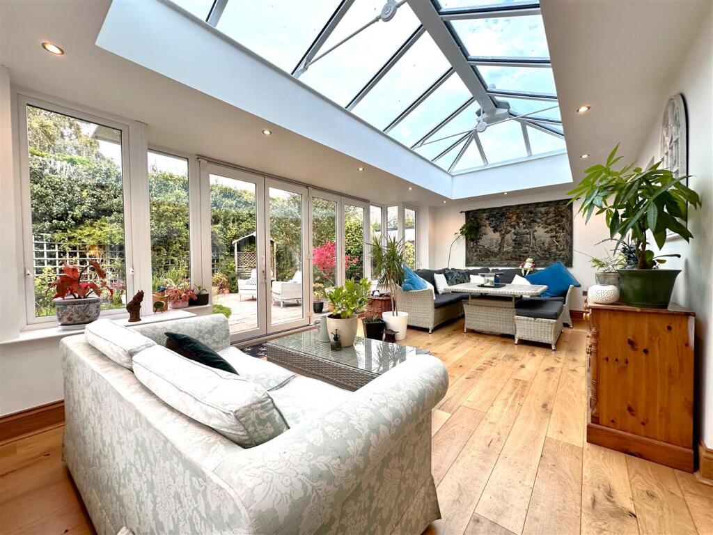 Wonderful Orangery 296
