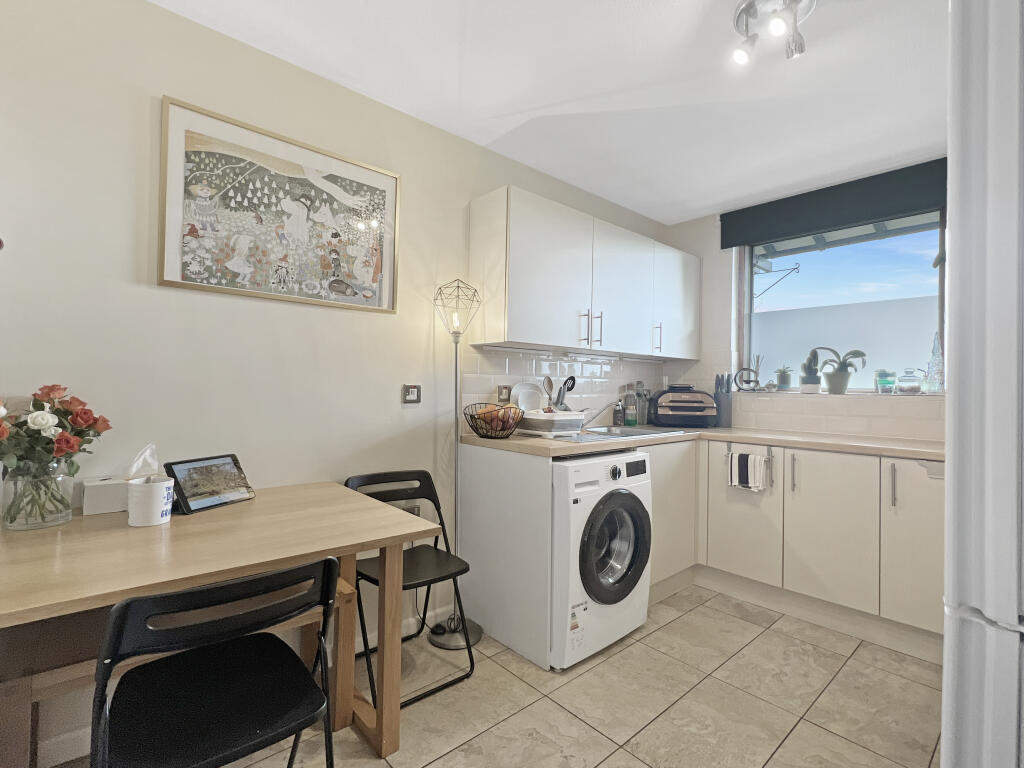 34b96b33ff88653b2a7026e1674040d459a8bffe