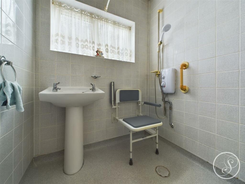 WET ROOM
