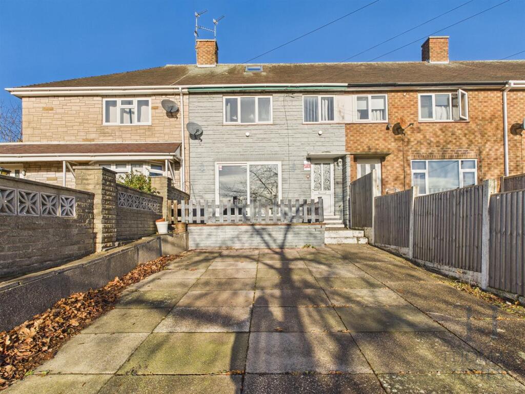 Pinewood Gardens, Clifton, Nottingham