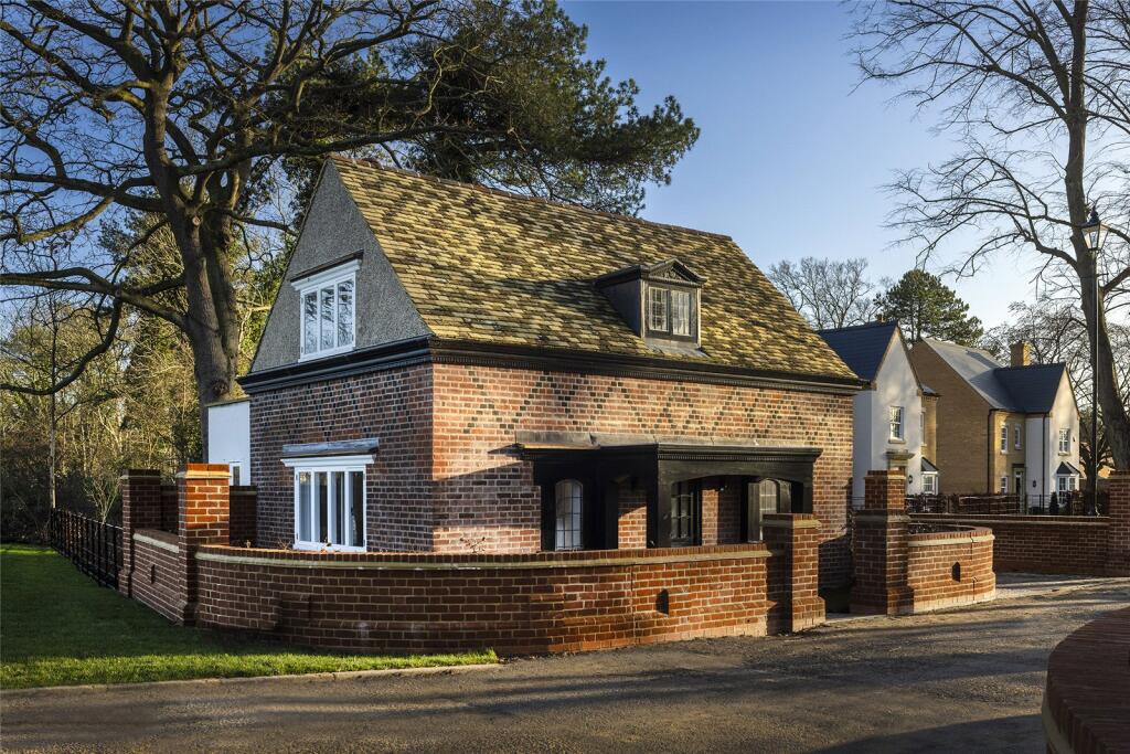 East Lodge