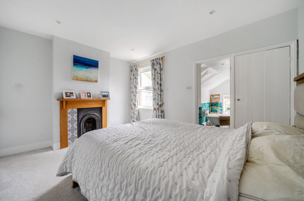 1349346-16-68b82f...