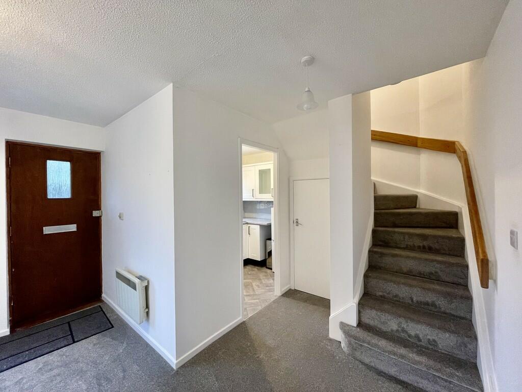 Living Area (3)
