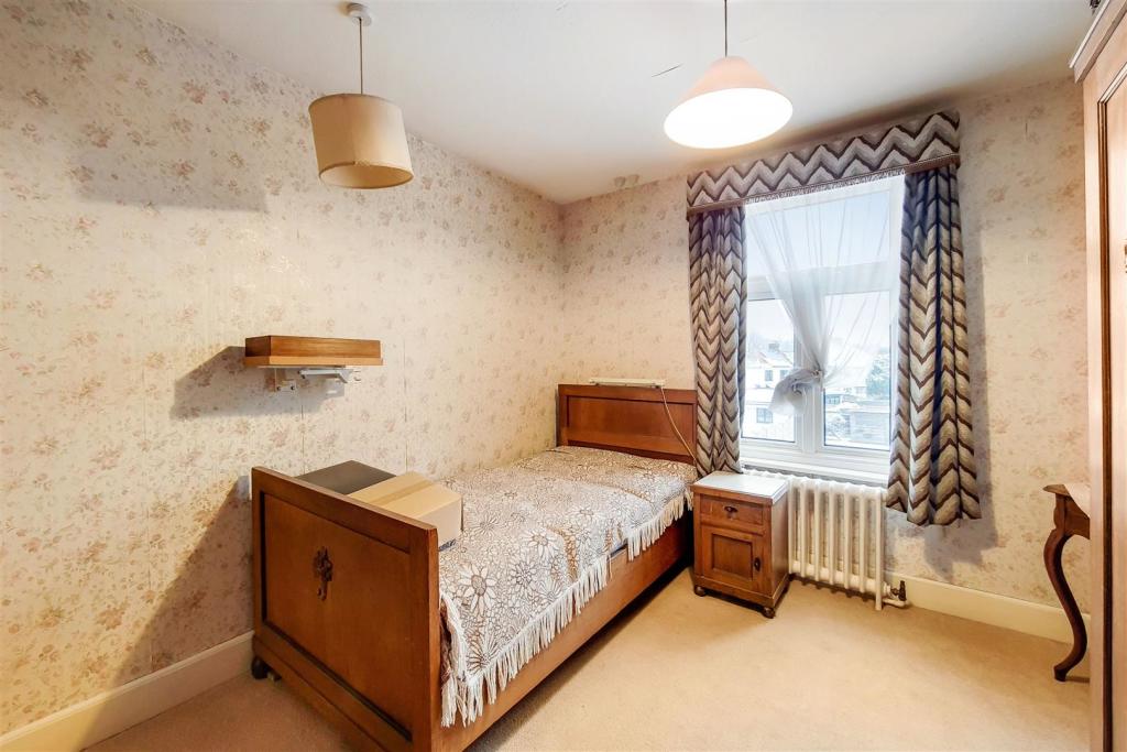 Bedroom 3.jpg