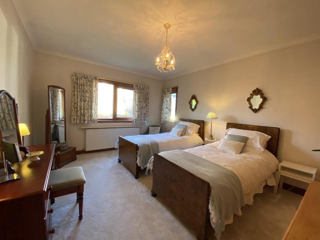 Hollycroft, 53A Moffat Road, Dumfries, DG1 1NN - B