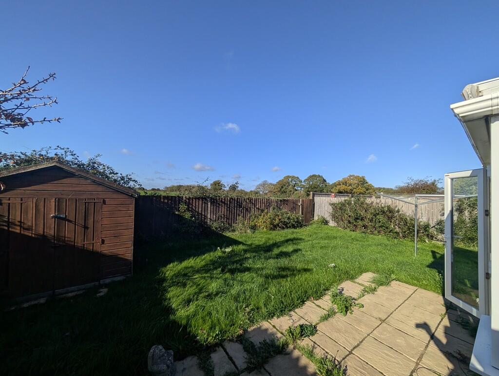 PXL_20251024_1108...