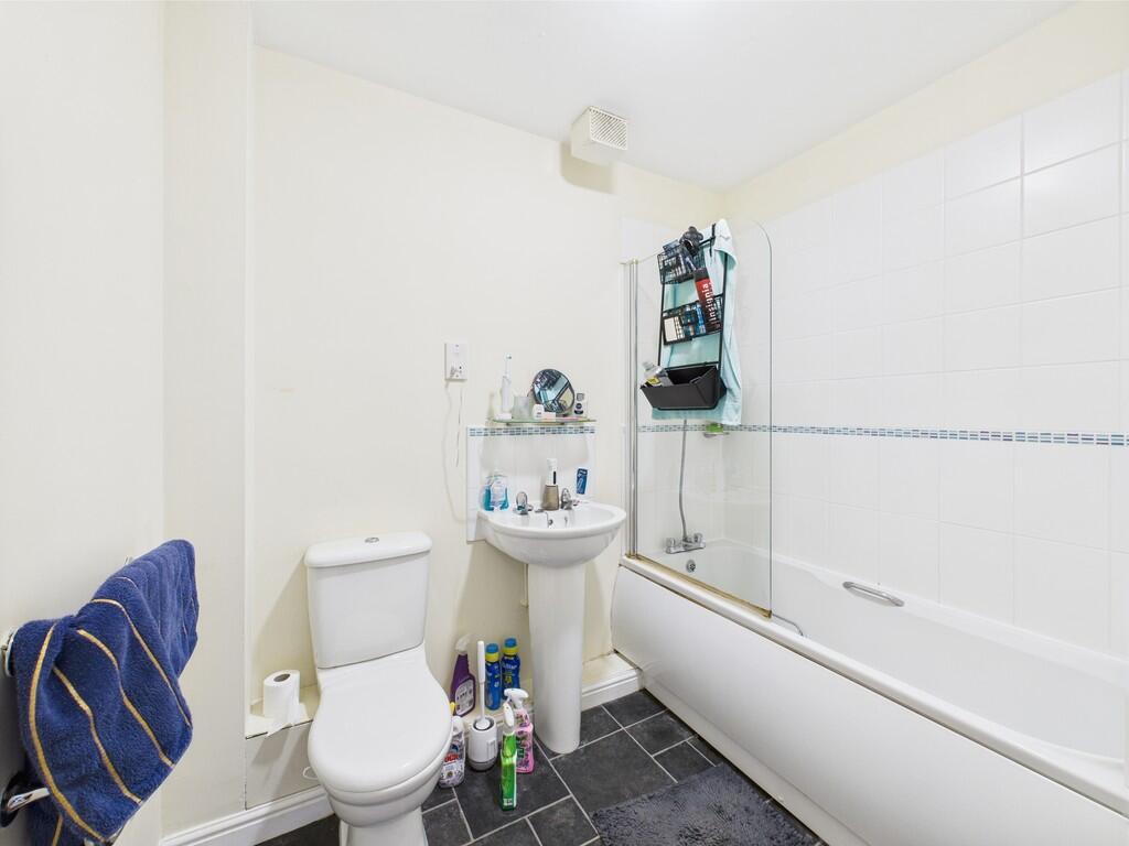 CAM01835G0-PR0207...