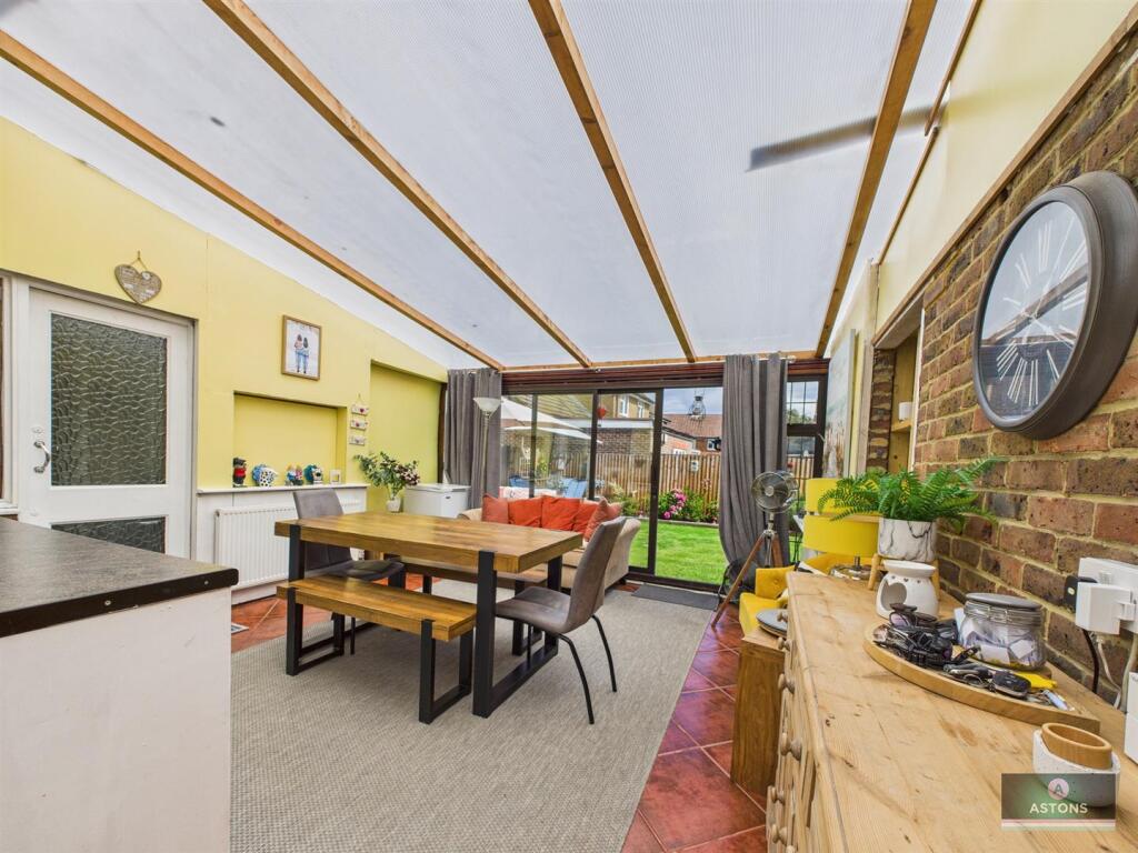 Dining Room/Utility