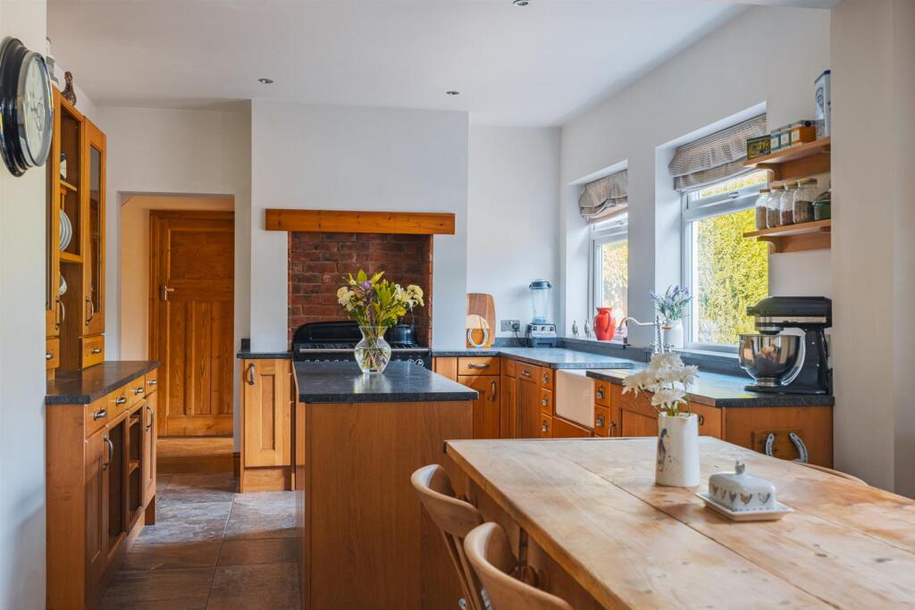 The Bungalow, Tannery Ln-60.jpg