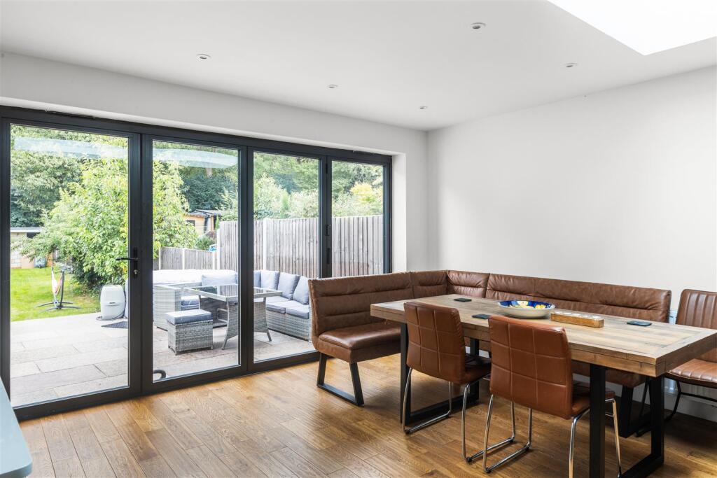 105 Birch Tree Avenue-24.jpg