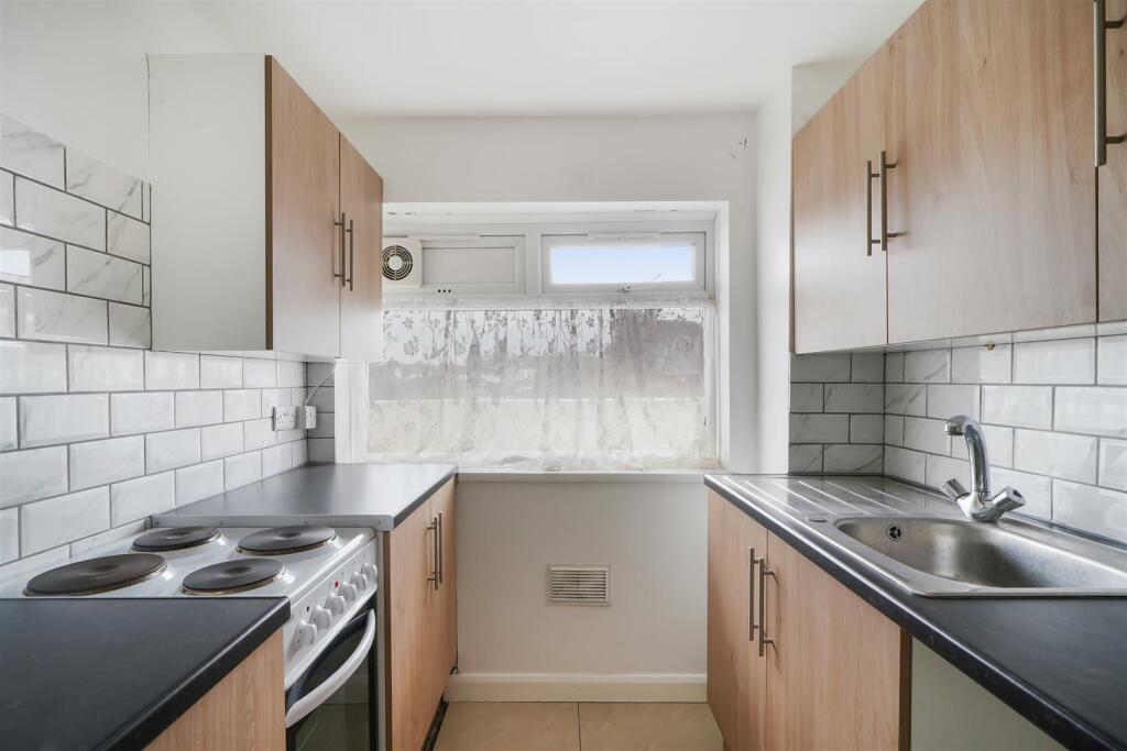 Flat 4, Greens Court - v6Tn1gqdVUdynHufHlqN.jpg