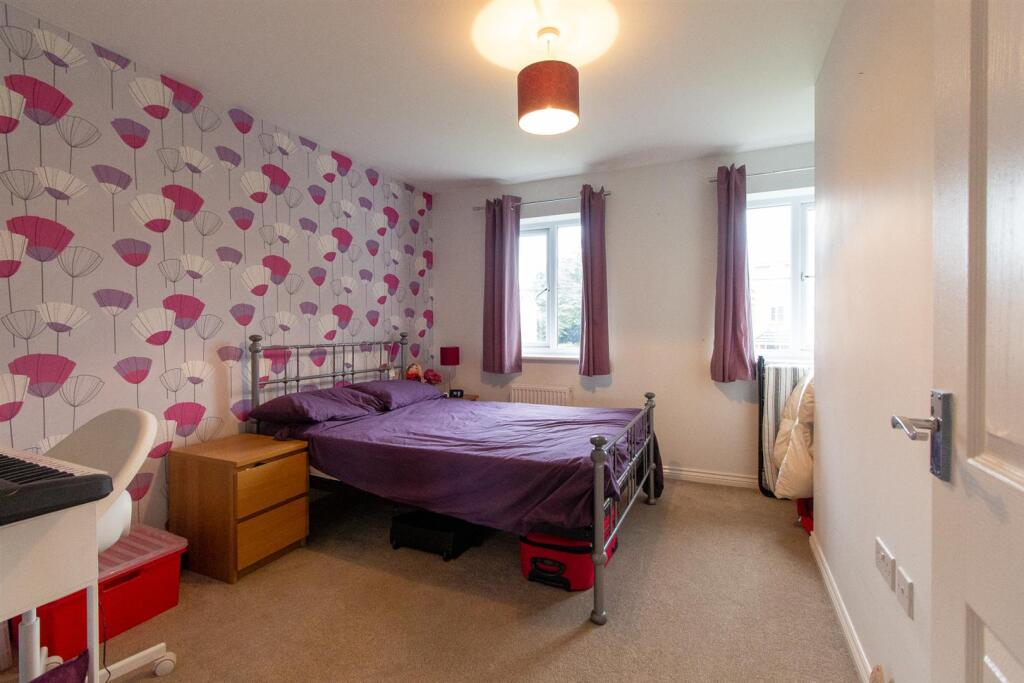 66 Cedar Av - Bedroom-3.jpg