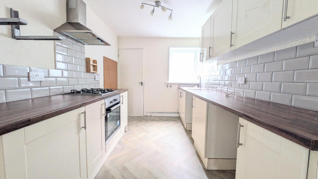 PXL_20251022_100150969.MP~2