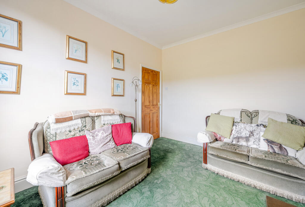 1307153-18-684fed...