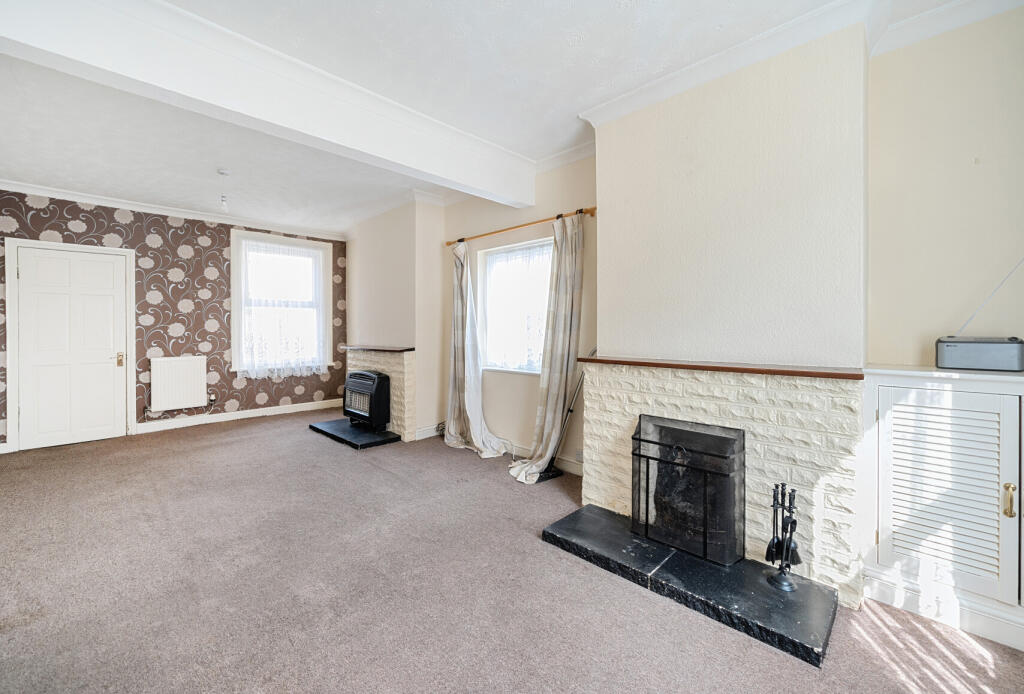 1302958-19-683f1c...