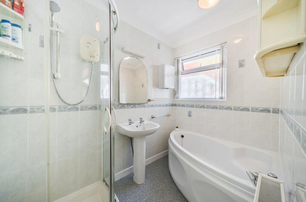 1341352-8-68a861b...