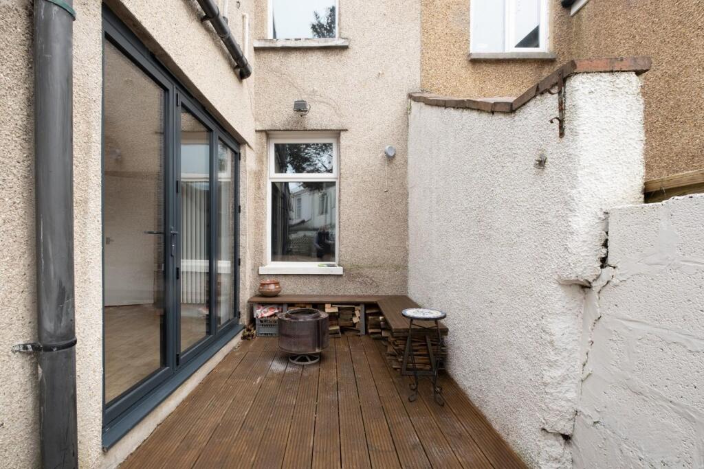 18 Royate Hill, BS5-DSCF8935.jpg