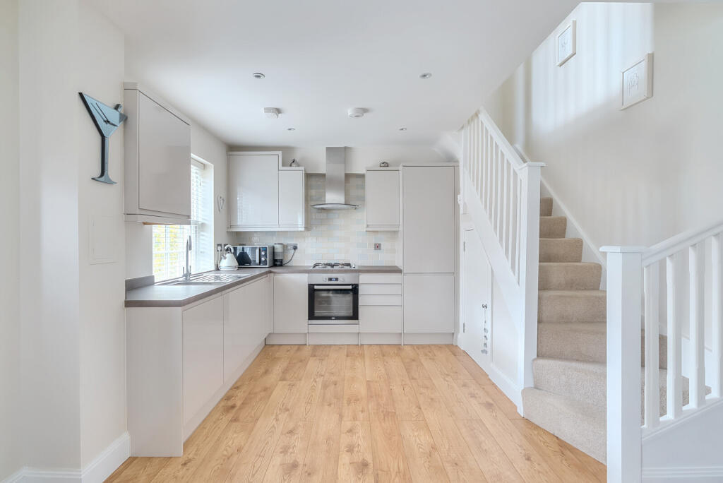 1343993-7-68a756d...