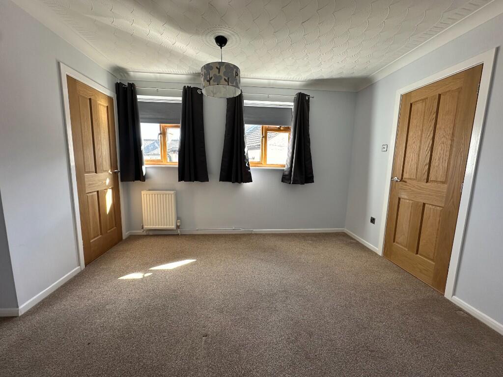 Rear Bedroom