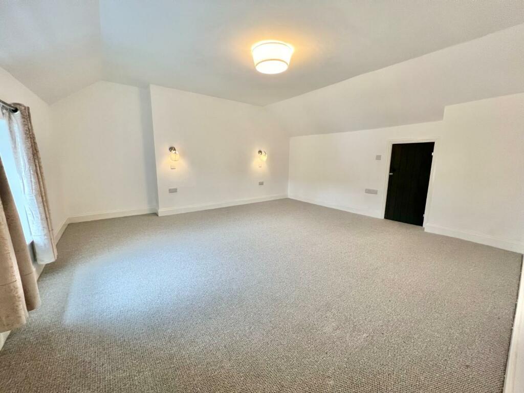 Bedroom 2nd Floor