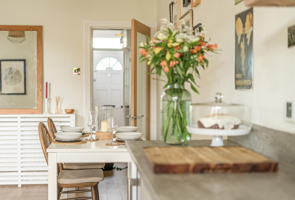 34-682244f8e4b41-...