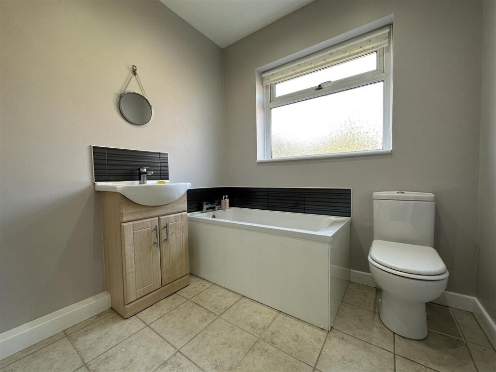 Bathroom Aspect Two 438