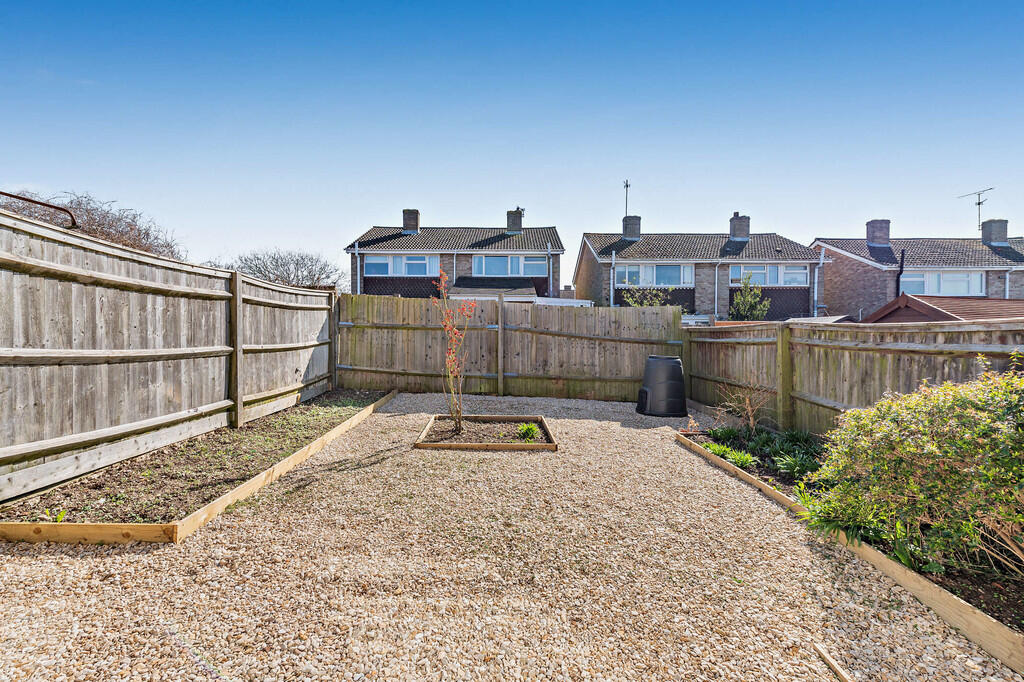 8640619-exterior0...
