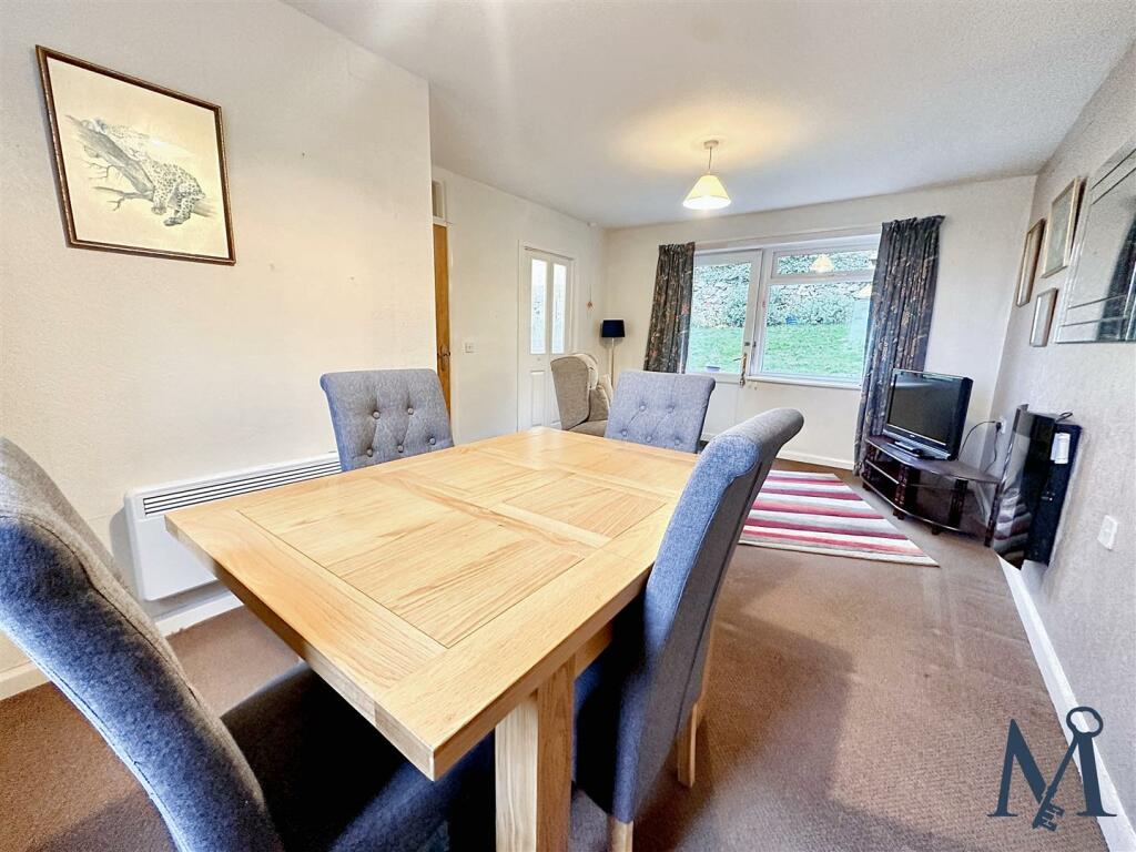 Living Room Diner