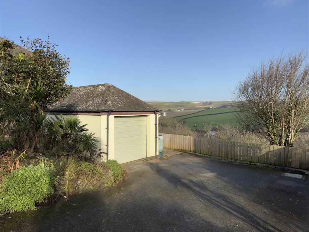 Garage &amp; Driveway.jpeg