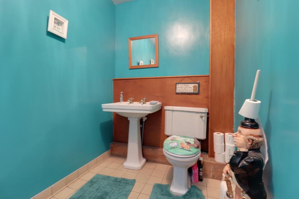 DOWNSTAIRS TOILET