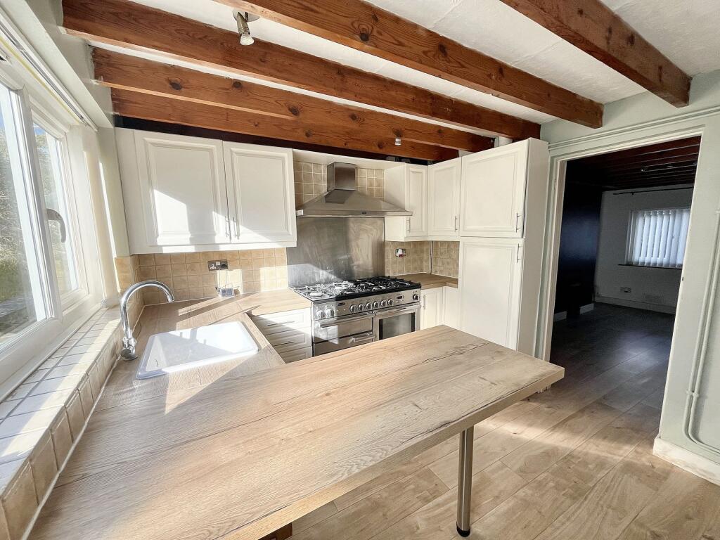 Kitchen / Breakfast