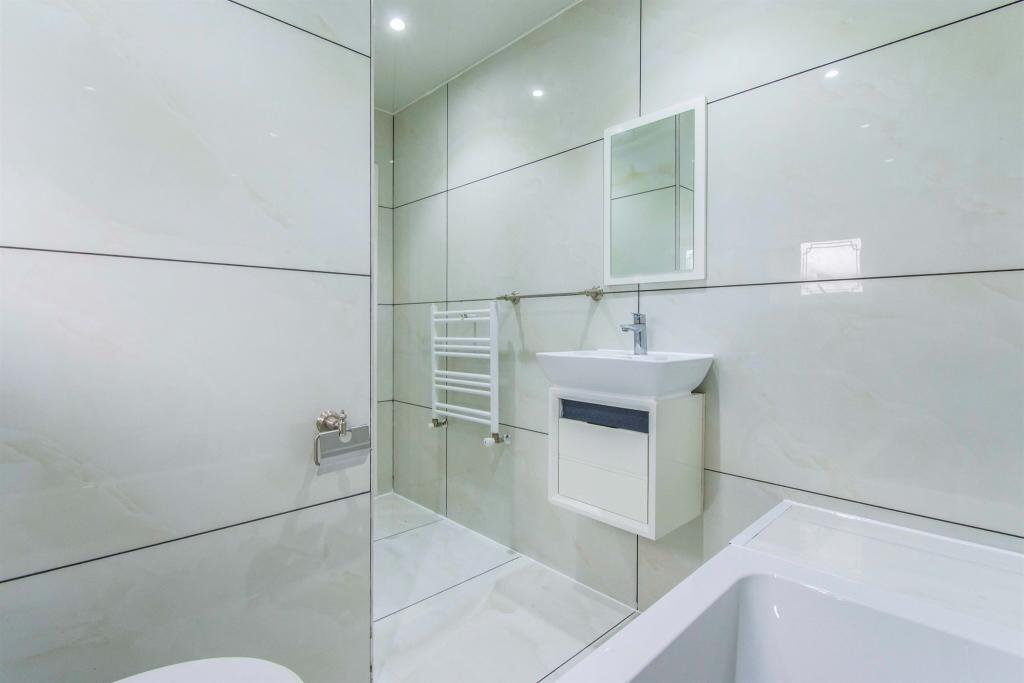 1975_DCR117991_IMG_0