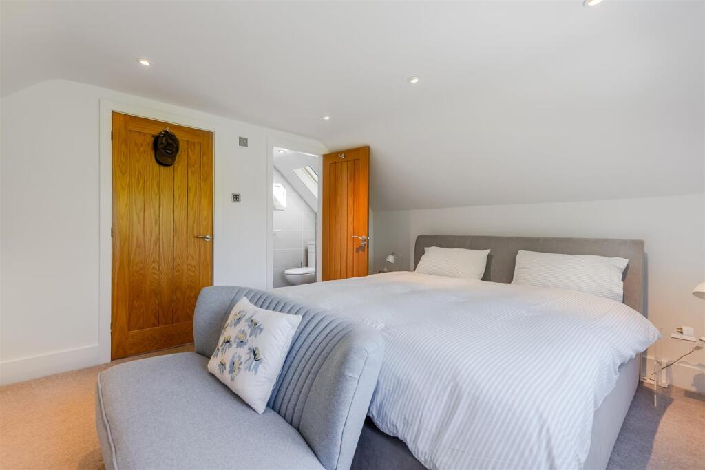 A20 - Beckstones Buckfast Road Buckfastleigh - 250