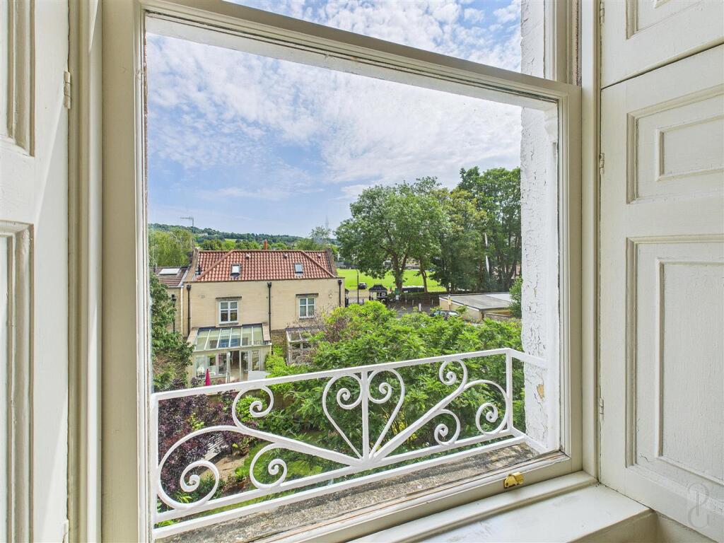 Lounge View to Bath Rec