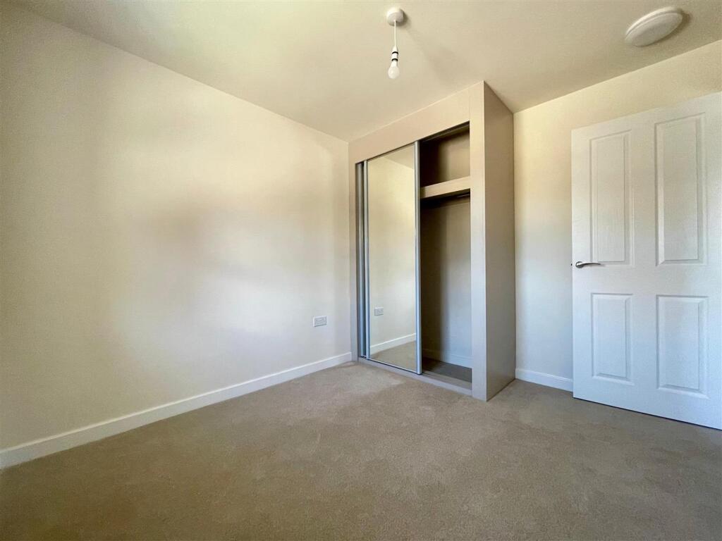 bedroom.jpg