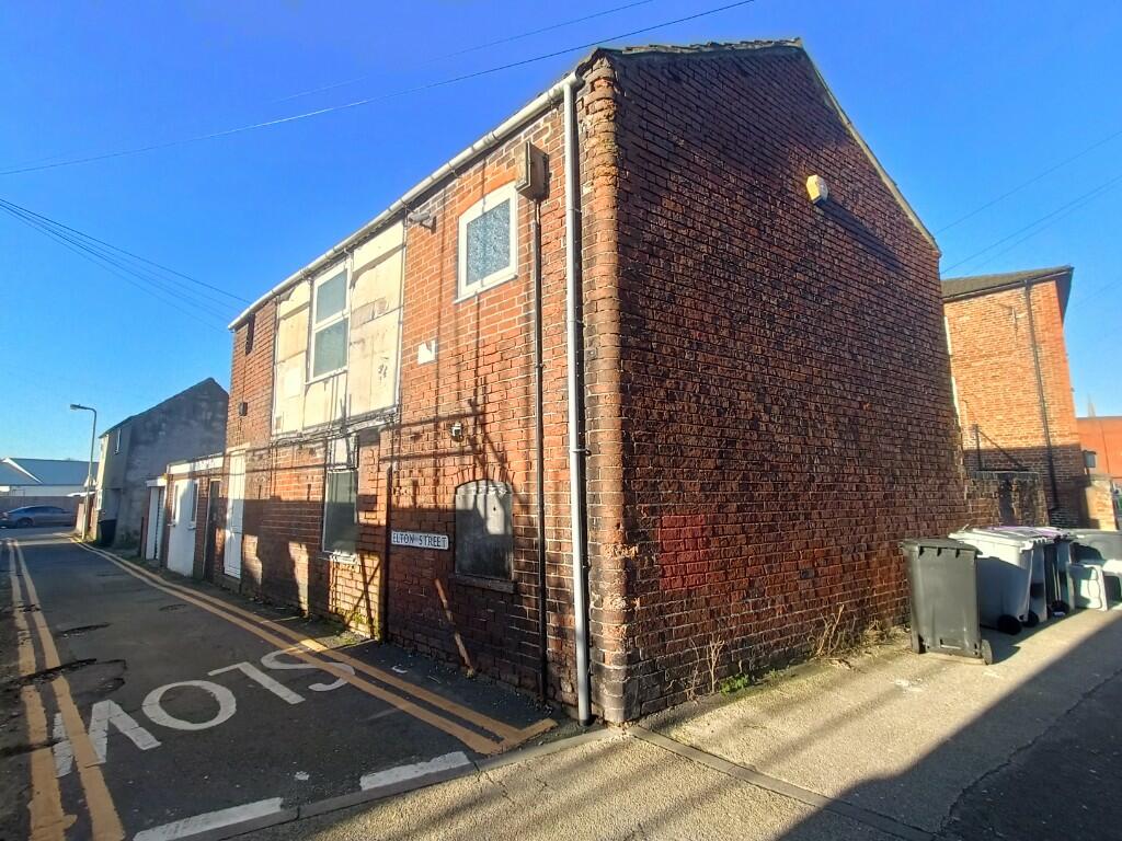Elton Street View 2
